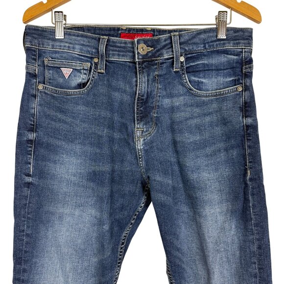 Guess Mens Athletic Tapered Denim Jeans Sz 32x32 (Actual 33 x 28) Med Dark Wash - Picture 3 of 11